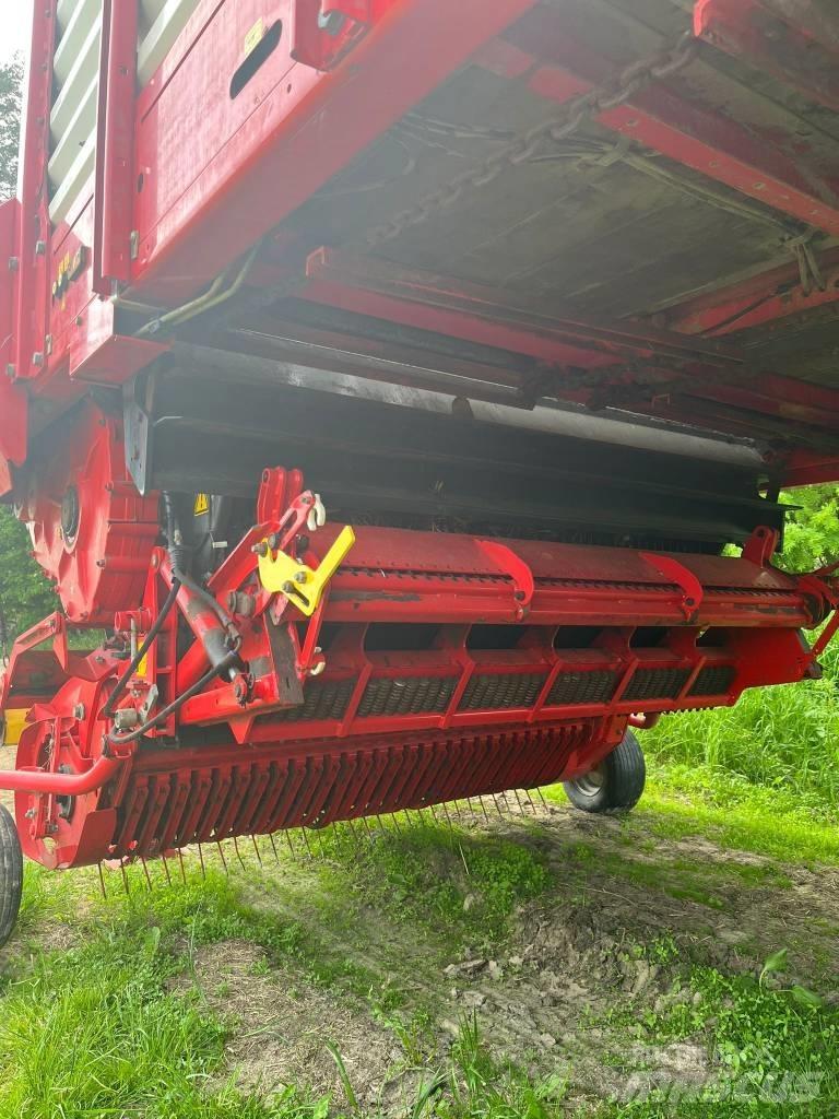 Pöttinger Jumbo 7210 自动装载拖车
