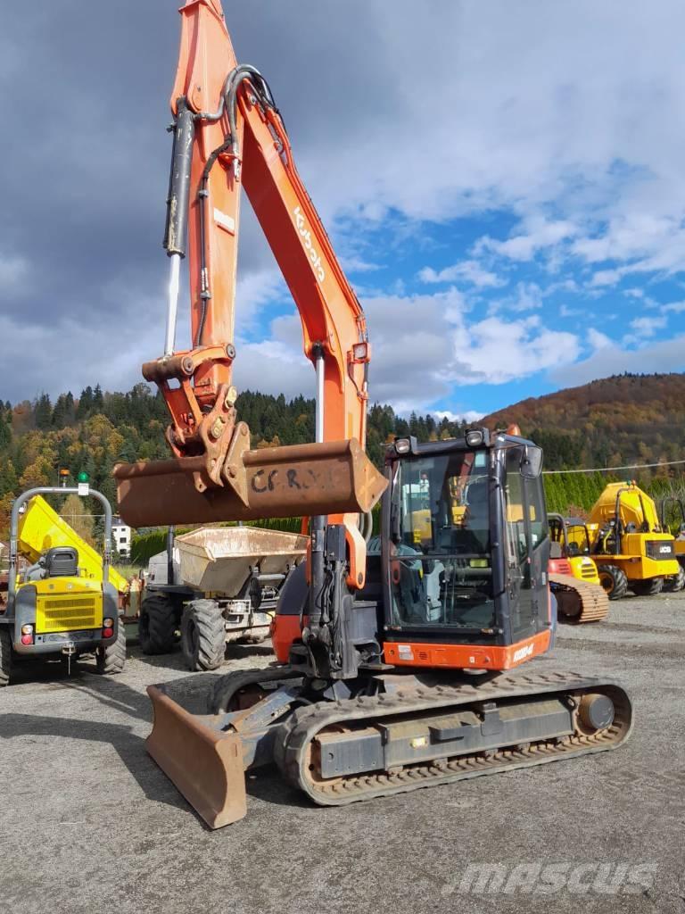 Kubota KX080 中型挖掘机