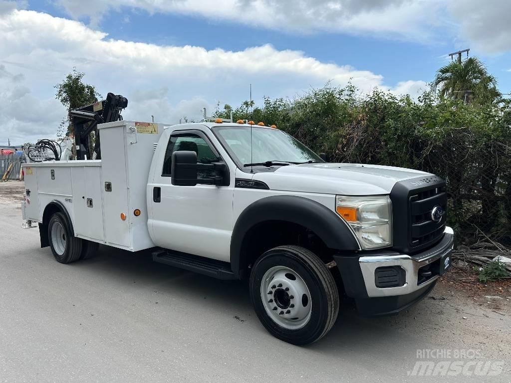 Ford F 550 皮卡车