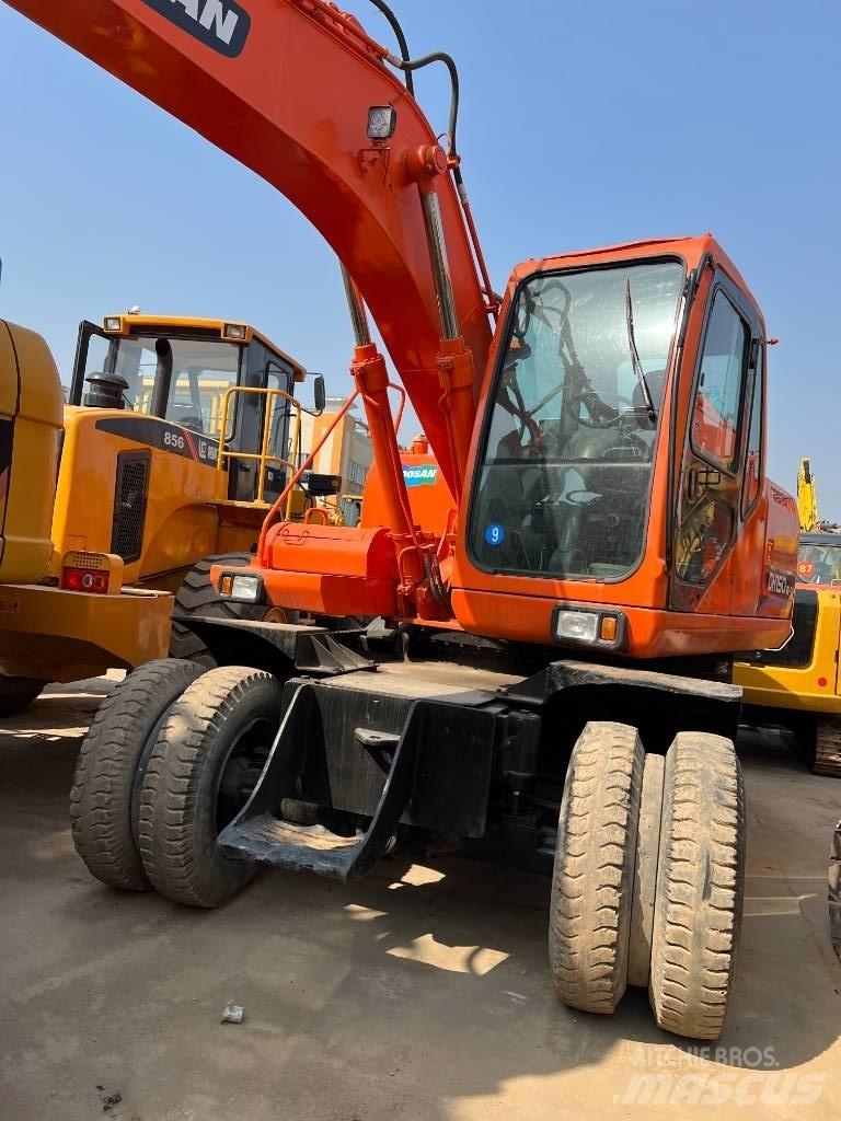 Doosan DH150W-7 轮式挖掘机