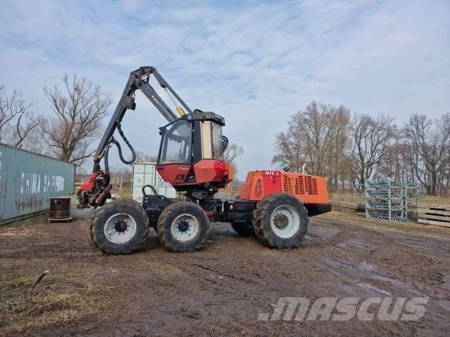 Valmet 911.3 收割机