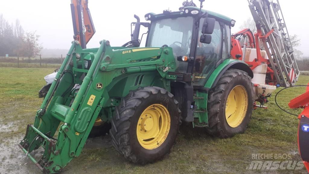 John Deere 6110 R 拖拉机/农用车