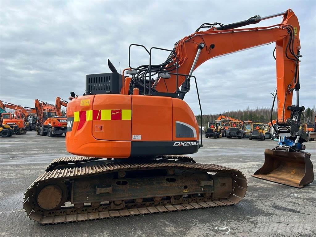 Doosan DX235LCR-5 履带挖掘机