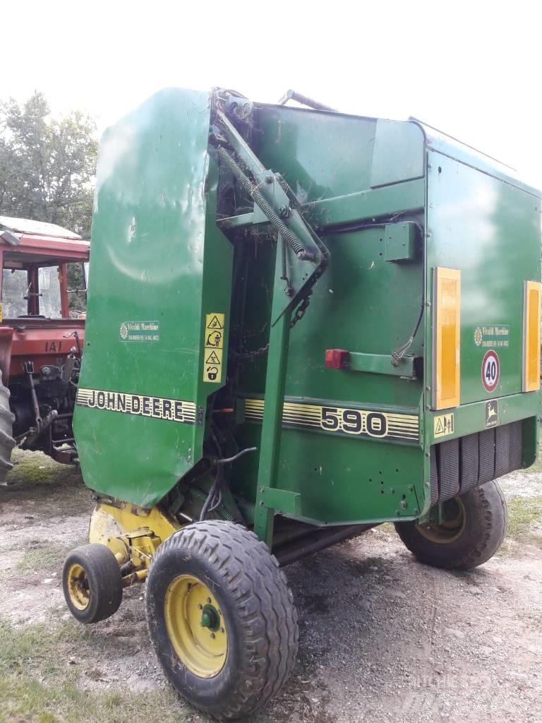 John Deere 590 圆捆打捆机