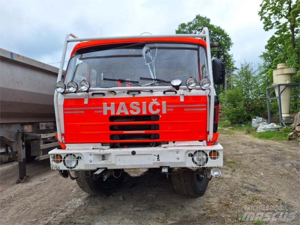 Tatra T 815 4X4 平板车