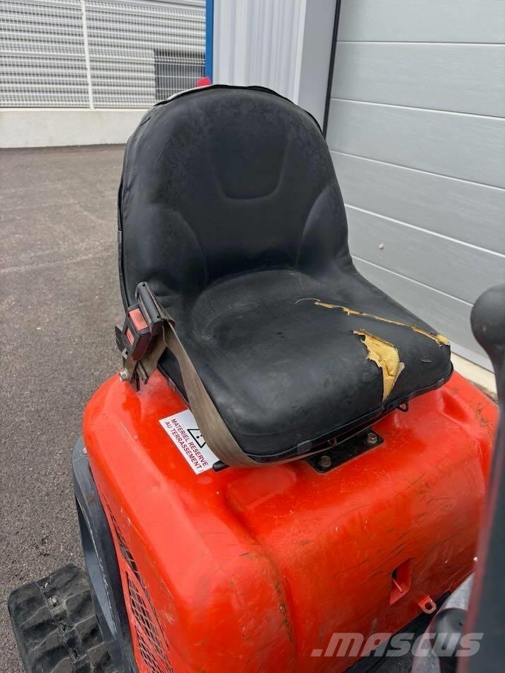 Kubota U 10-3 小型挖掘机