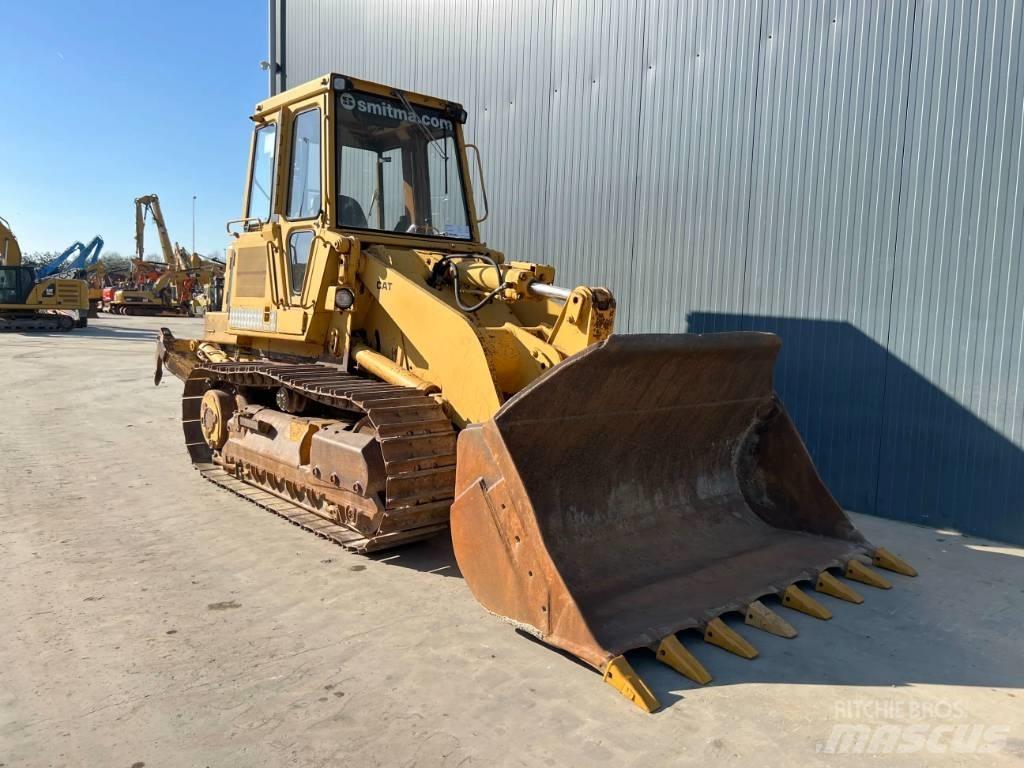 CAT 953 - Ripper 履带式装载机