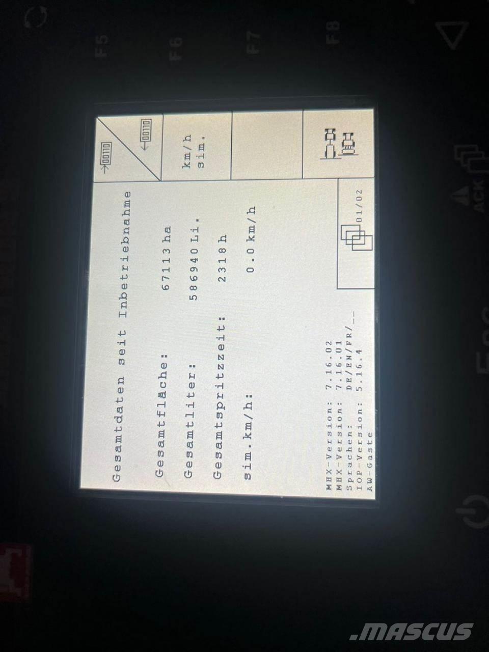 Amazone UX 4200 牵引式喷雾机