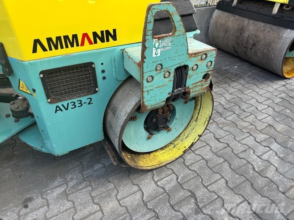 Ammann AV 33-2 双轮压路机