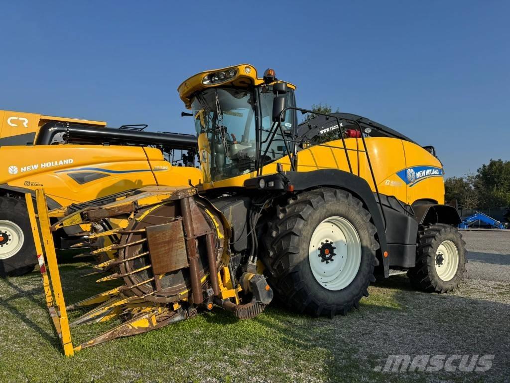 New Holland FR 600 自走式青贮饲料收割机