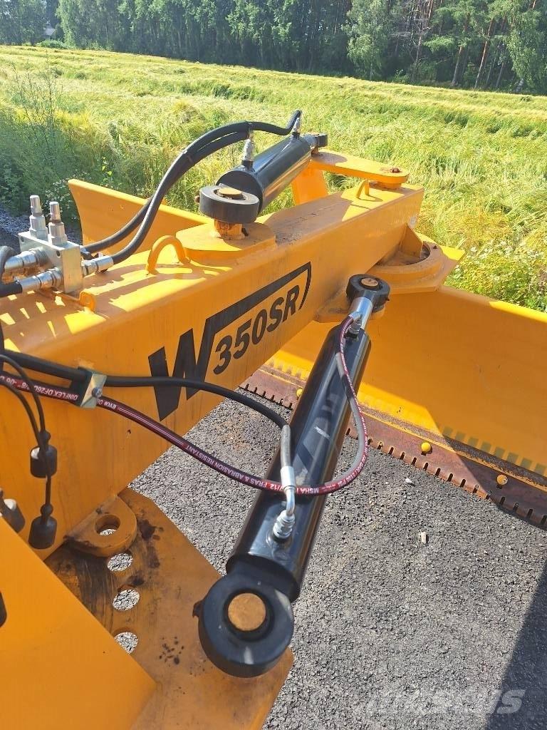 VM W 350 SR 刮路机