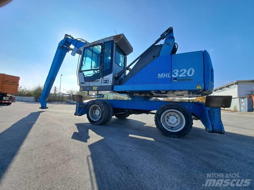 Fuchs MHL 320D 工业挖掘机