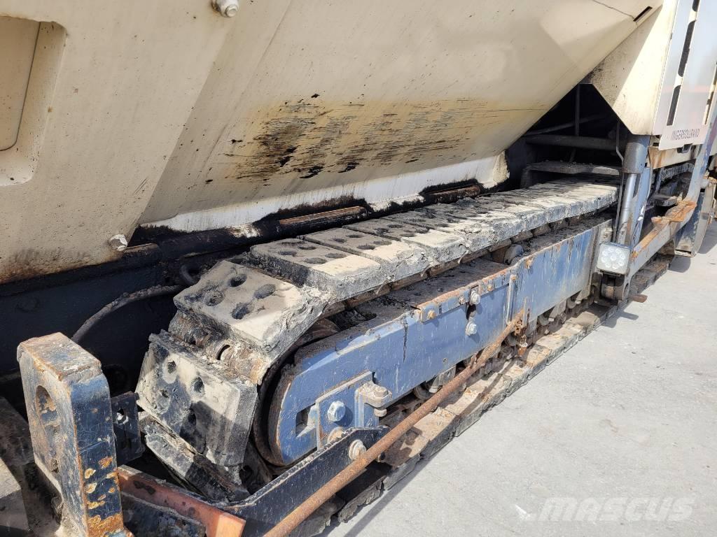 ABG Titan 326 沥青摊铺机