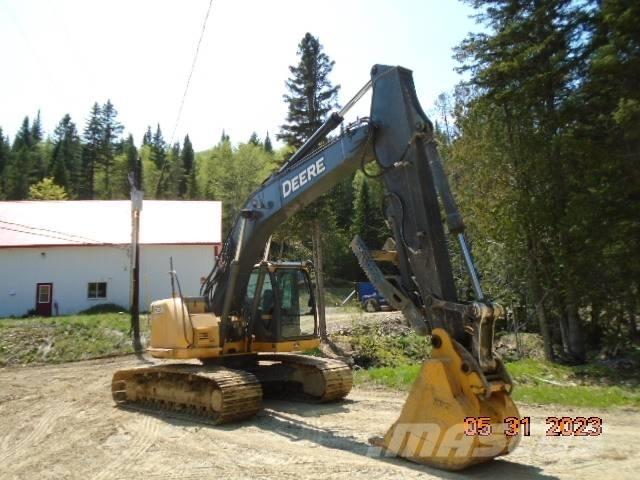 John Deere 225 DLC 履带挖掘机