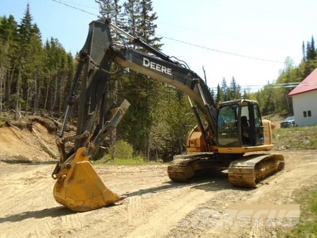 John Deere 225 DLC 履带挖掘机