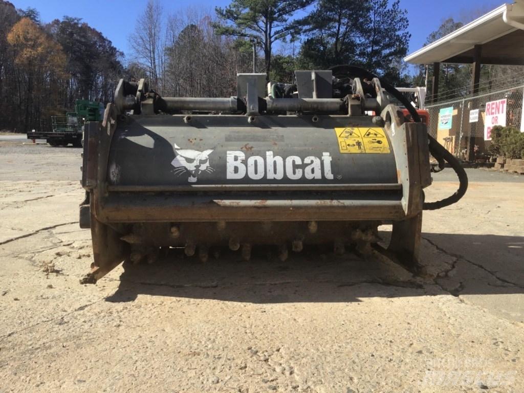 Bobcat 40PSL 混凝土抛光机