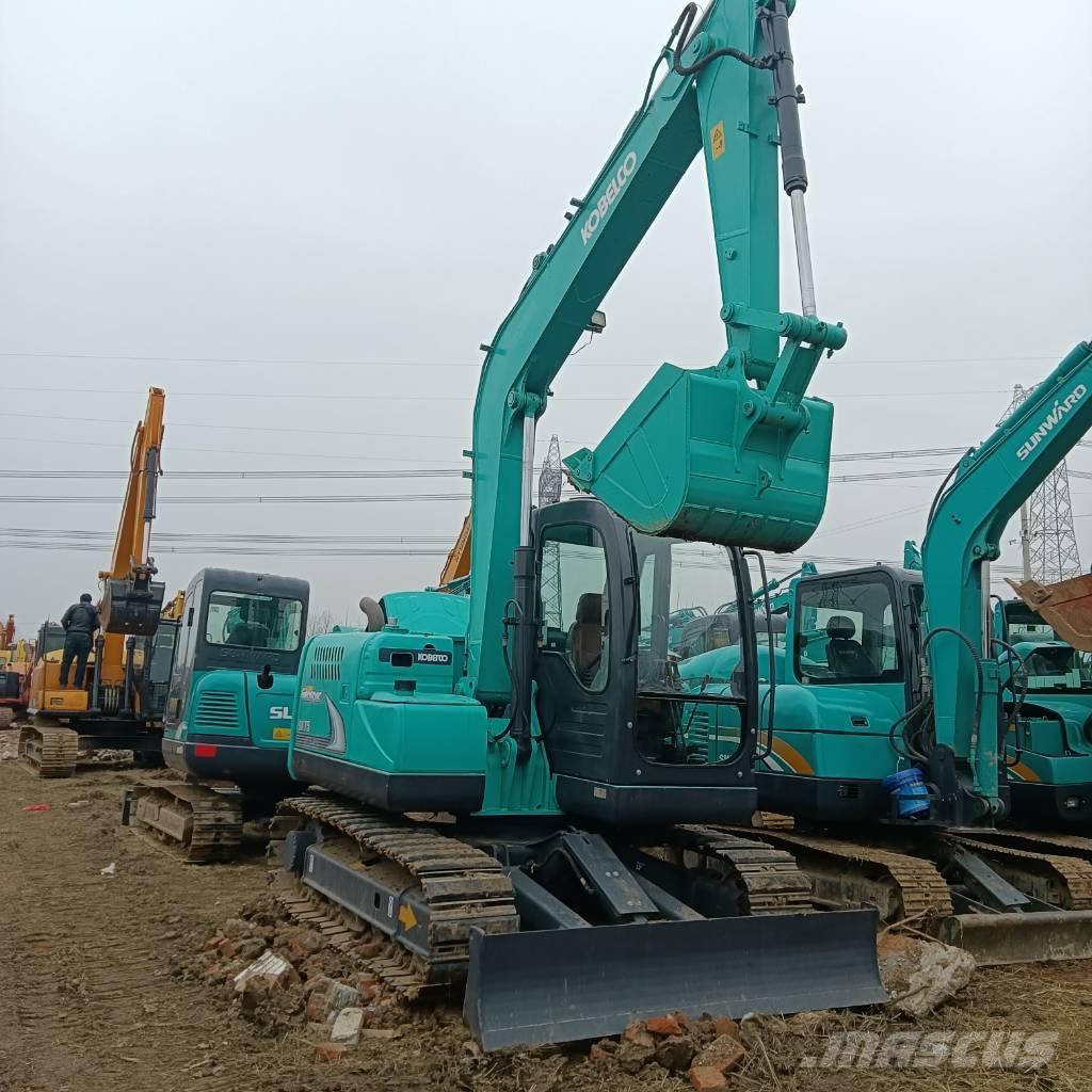 Kobelco SK75-8 中型挖掘机