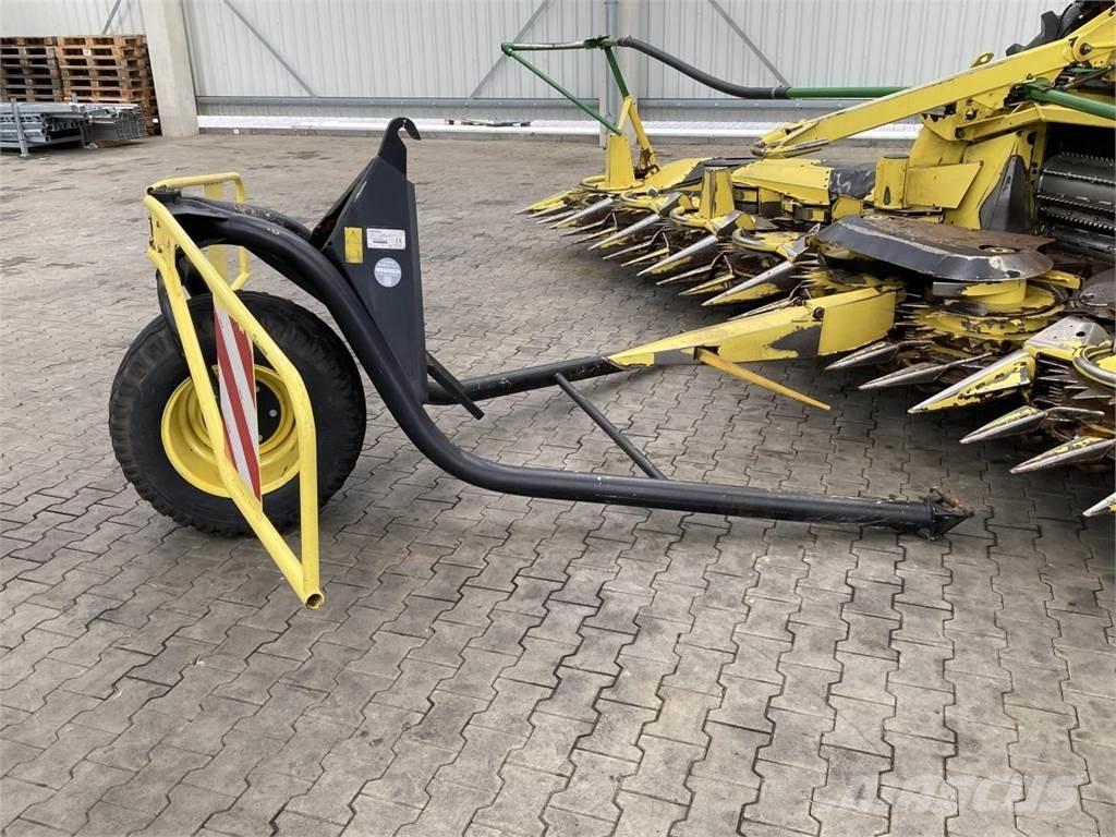 John Deere 7750i 自走式青贮饲料收割机
