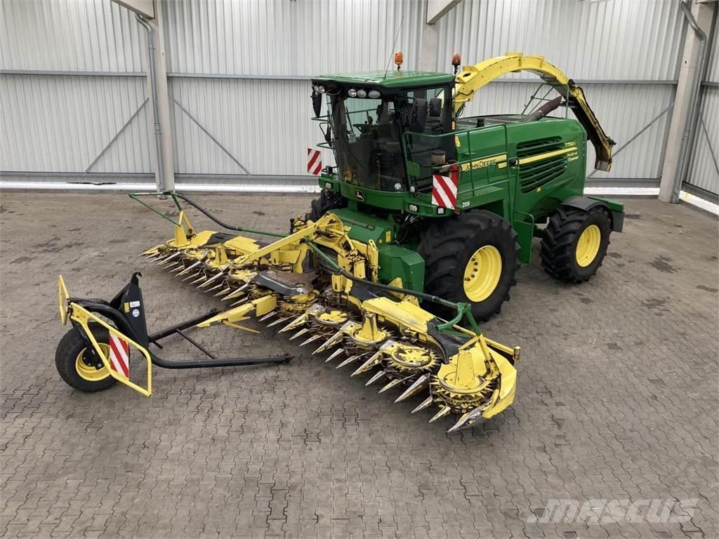John Deere 7750i 自走式青贮饲料收割机