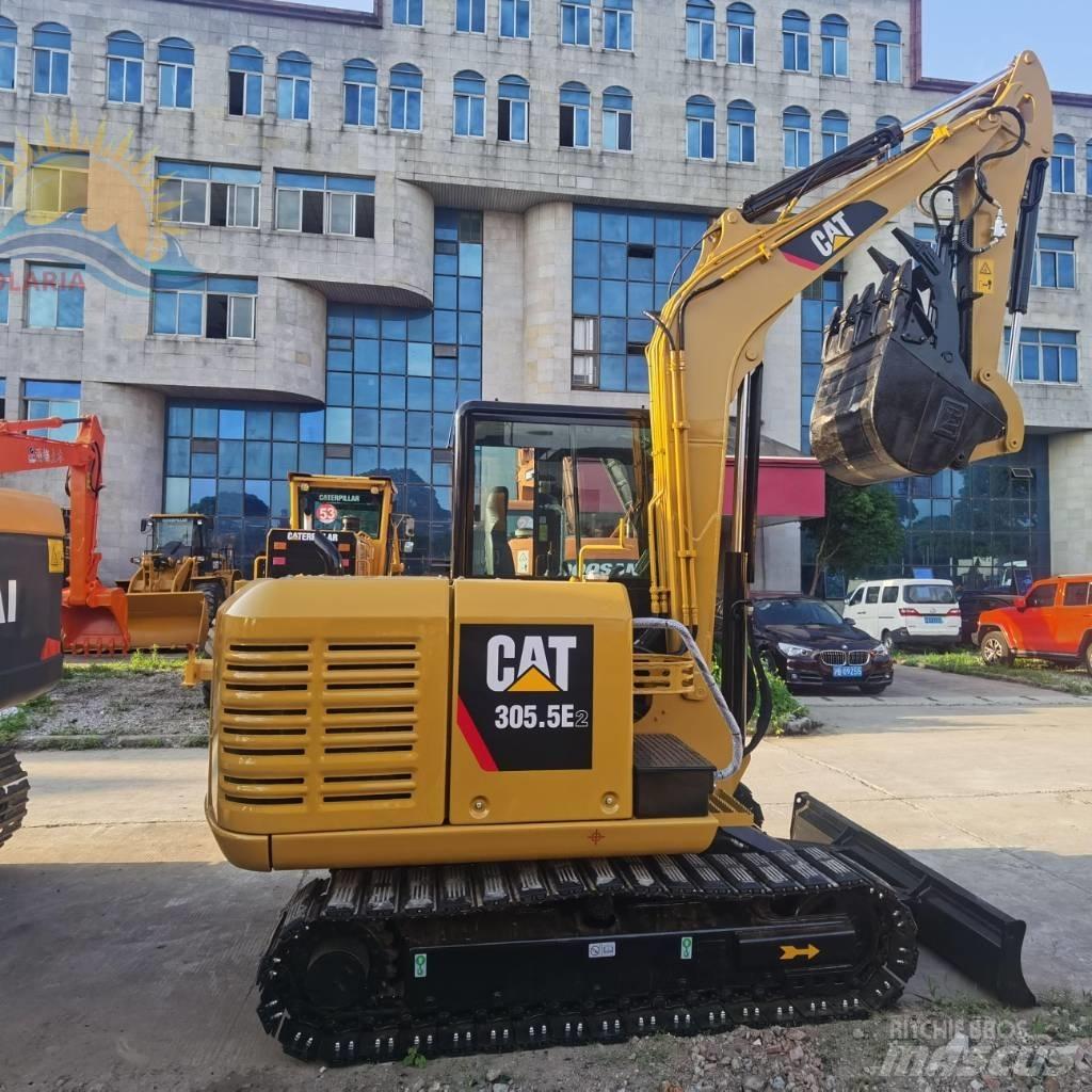 CAT 305.5 E 2 小型挖掘机