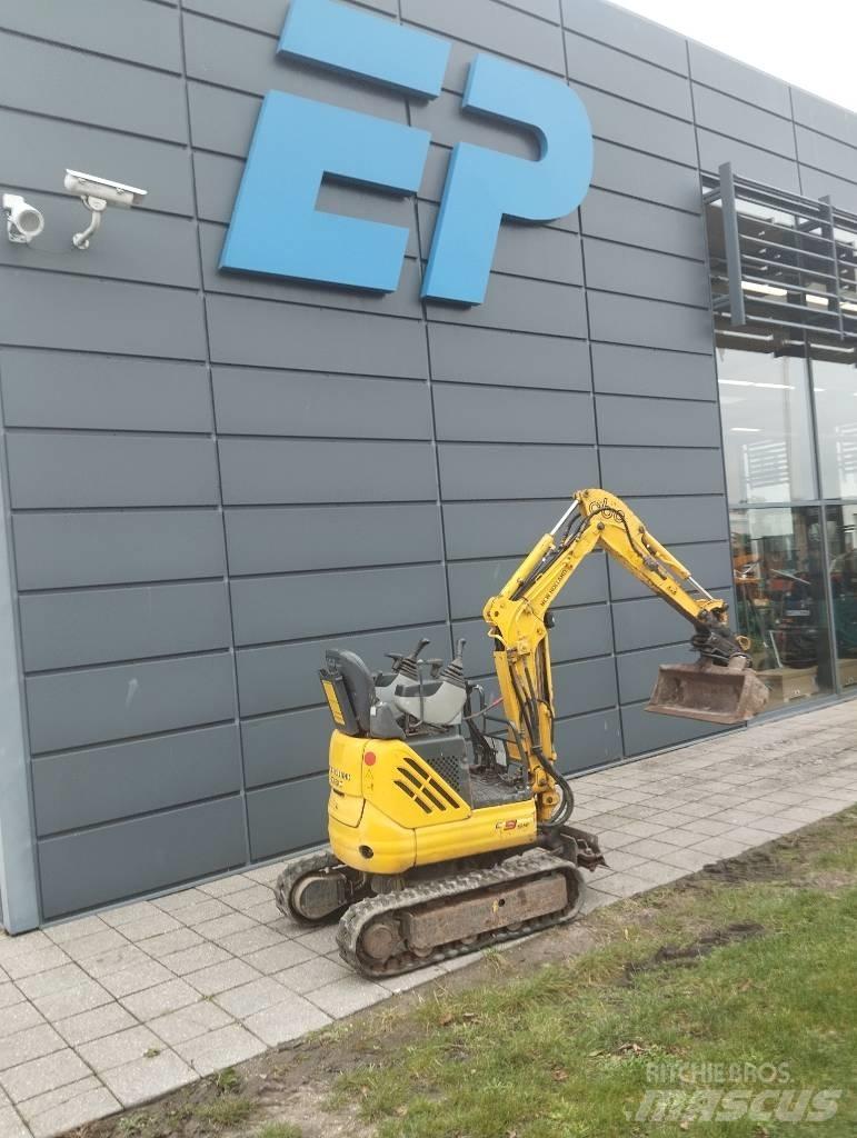 New Holland E 9 SR 小型挖掘机