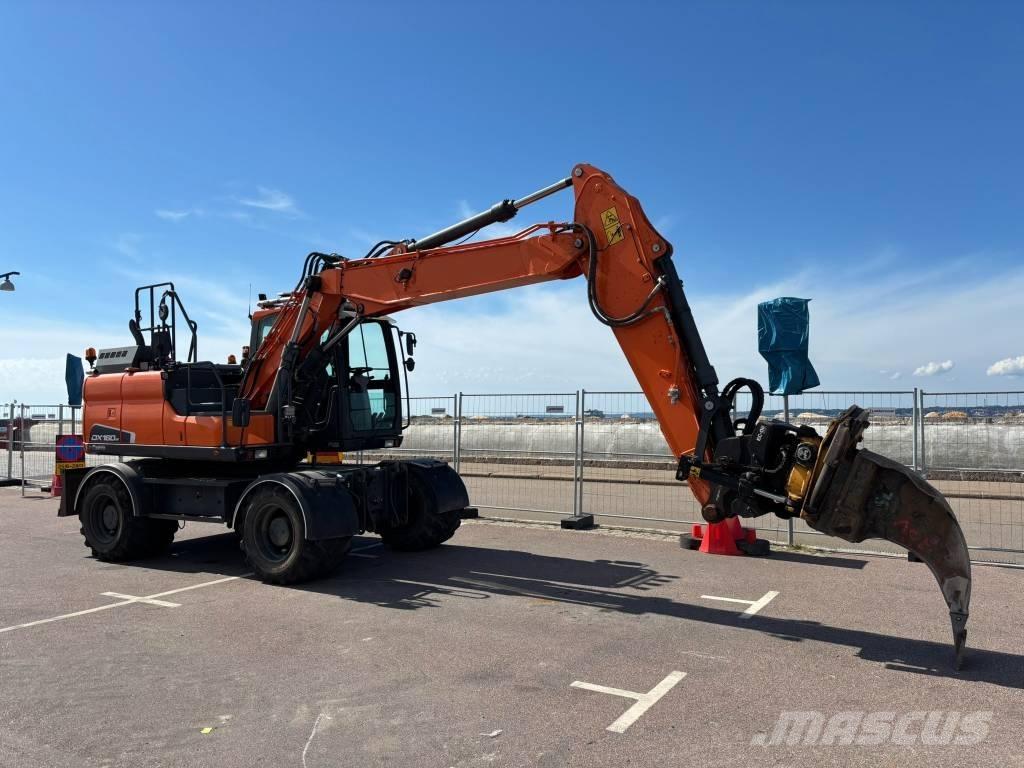 Doosan DX 160 W 轮式挖掘机