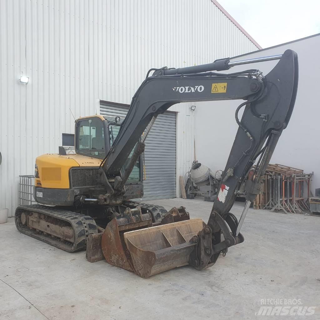Volvo ECR 88 D 中型挖掘机