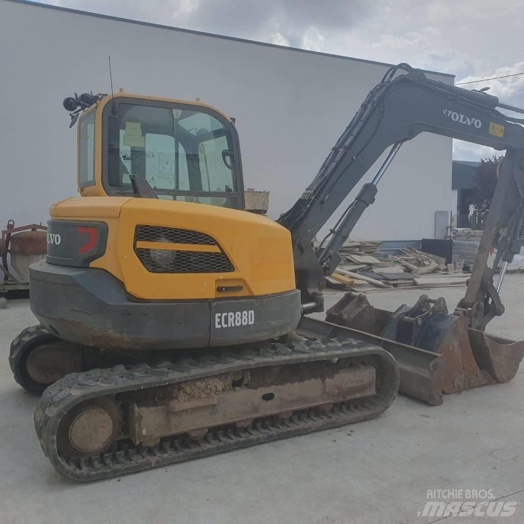 Volvo ECR 88 D 中型挖掘机