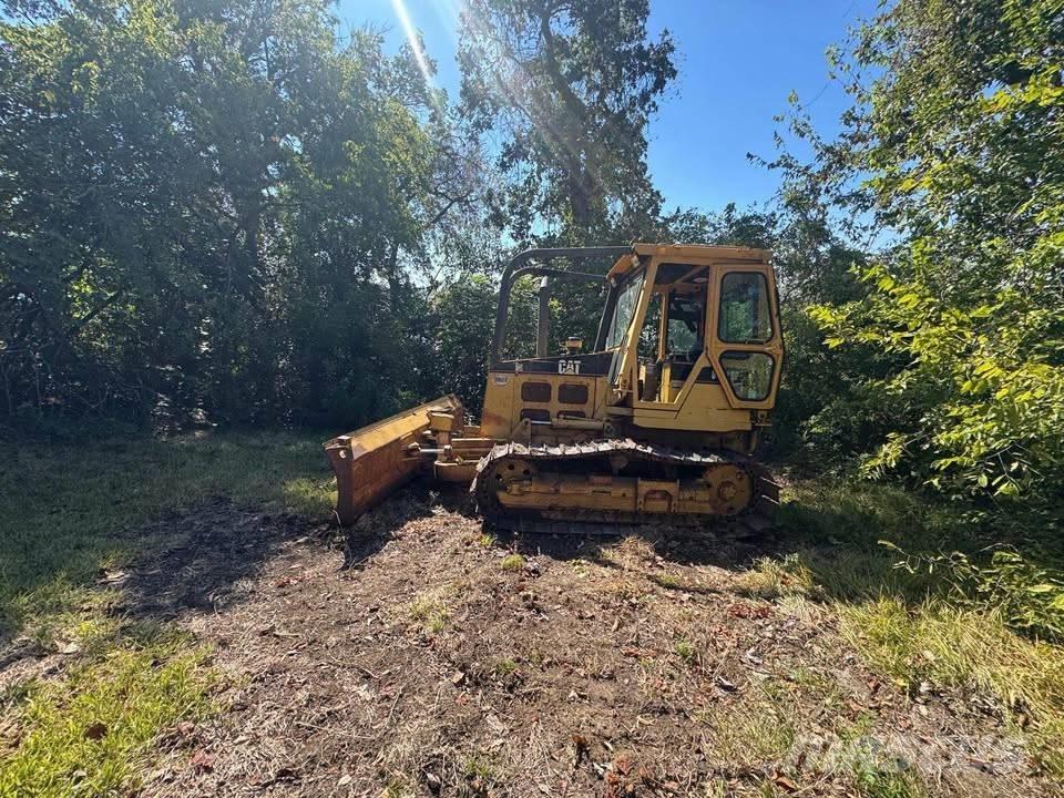 CAT D4C 履带式推土机