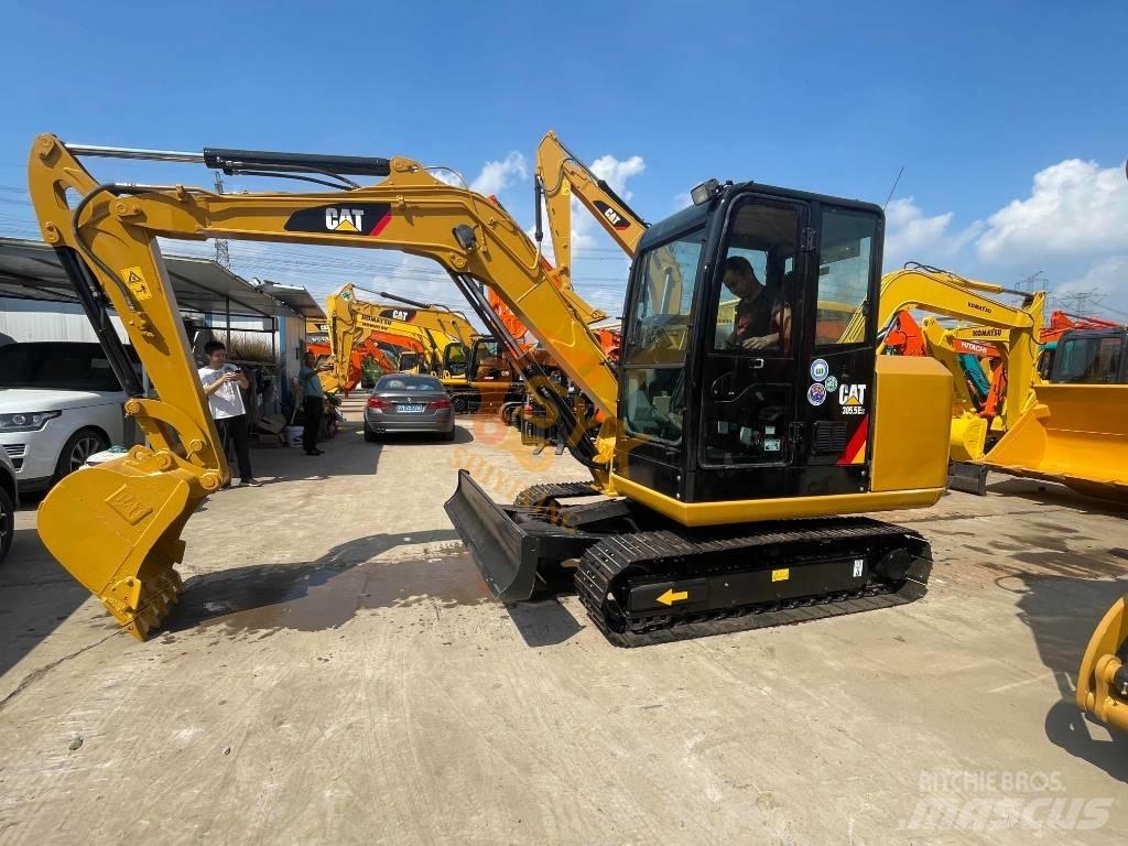 CAT 305.5 E 2 小型挖掘机