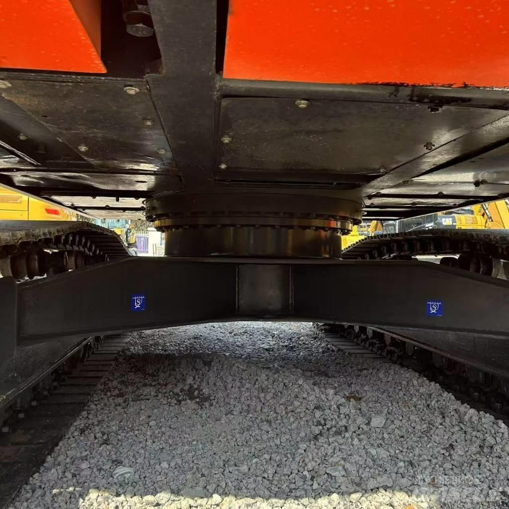 Doosan 225LC-9c 履带挖掘机