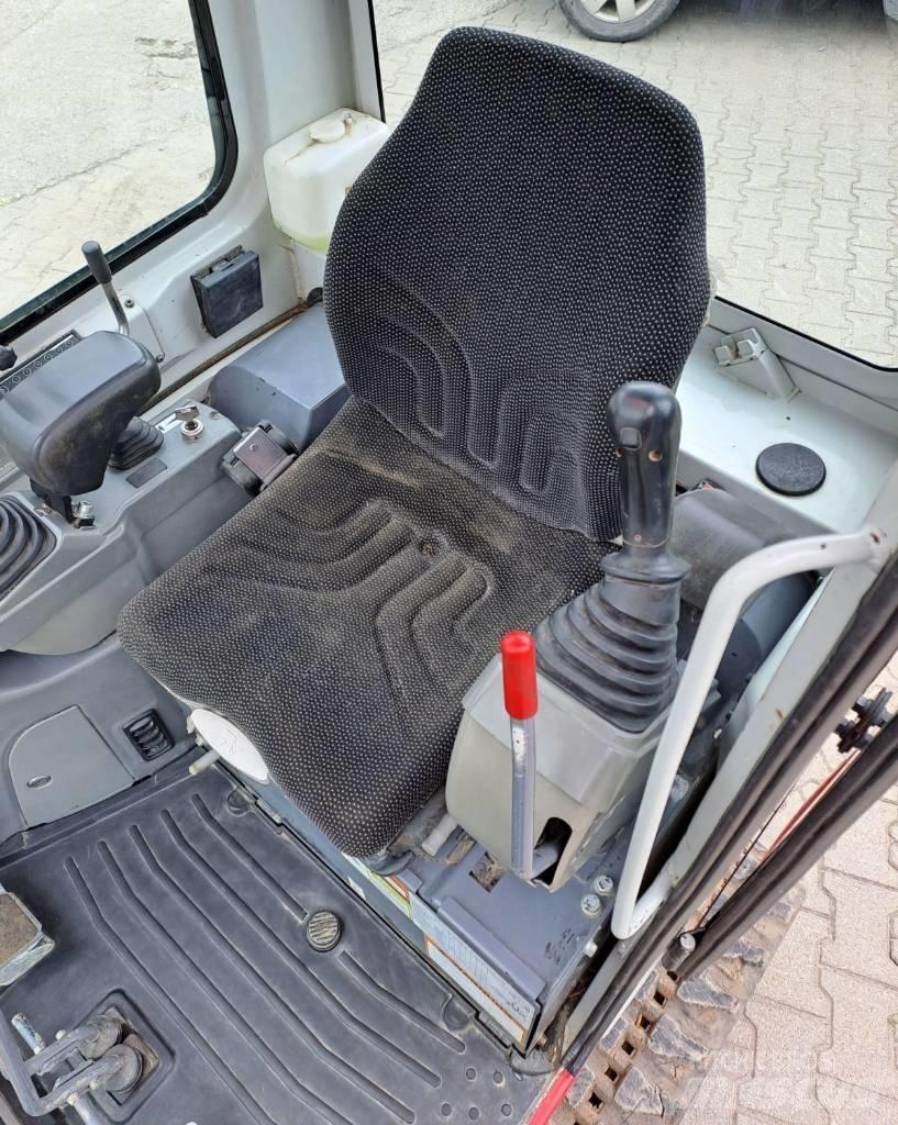 Takeuchi TB 216 小型挖掘机