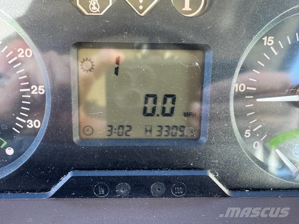 John Deere 6120 拖拉机/农用车