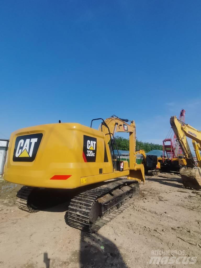 CAT CAT320GC 中型挖掘机
