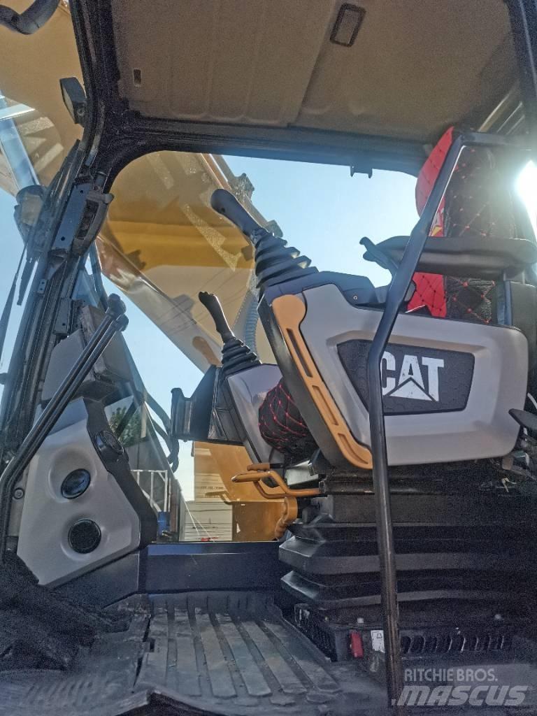 CAT CAT320GC 中型挖掘机