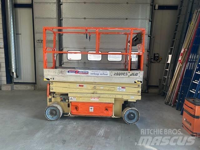 JLG 2030 ES 剪叉式升降机
