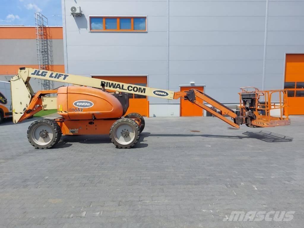 JLG 600AJ 曲臂高空工作平台