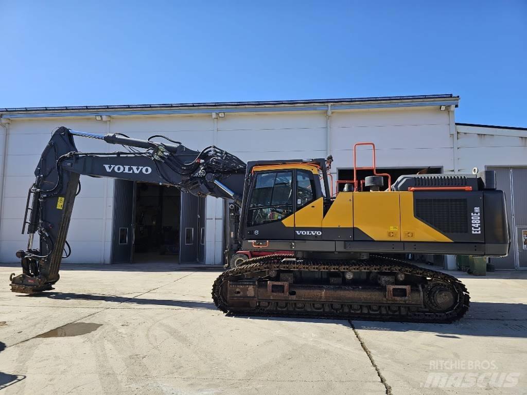 Volvo EC480EHR 组装挖掘机