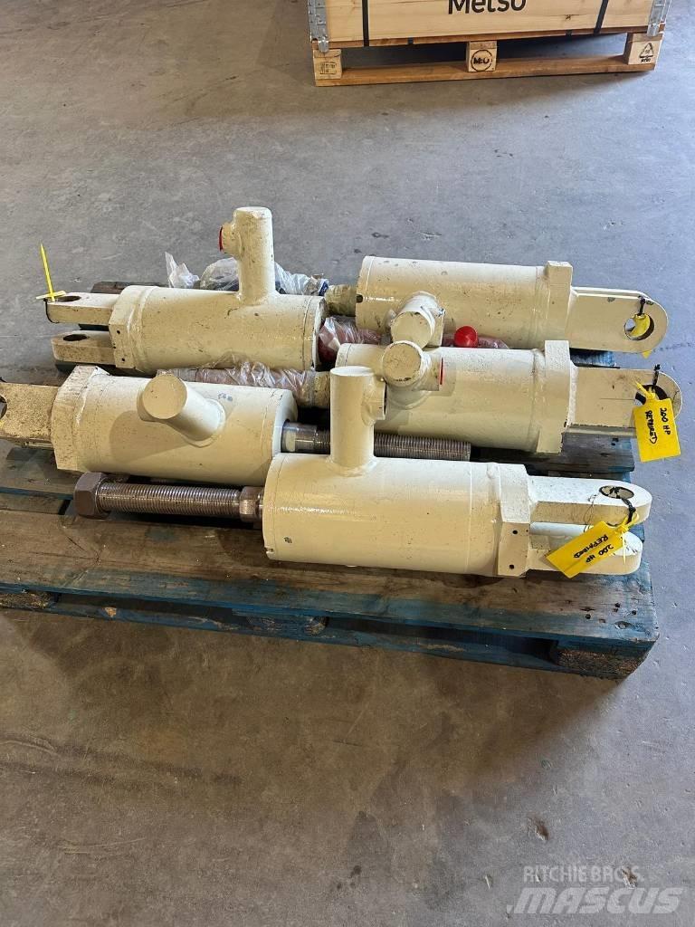 Metso 200HP 破碎机