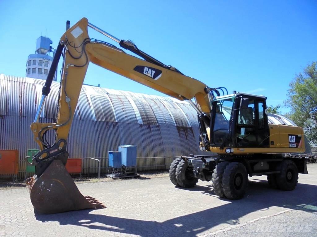 CAT M 322 D 轮式挖掘机