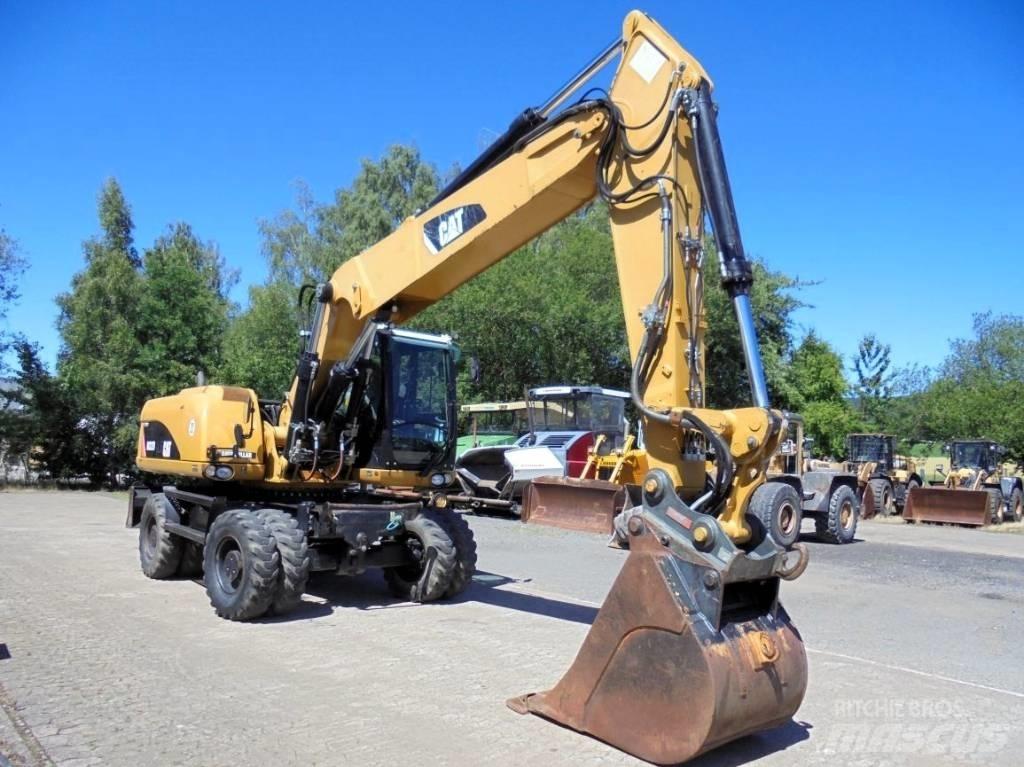 CAT M 322 D 轮式挖掘机