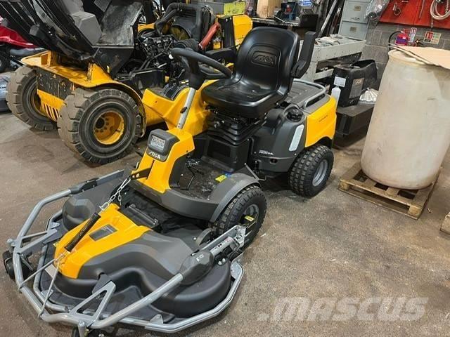 Stiga PARK PRO 900WX 骑乘式割草机
