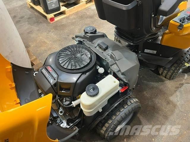 Stiga PARK PRO 900WX 骑乘式割草机