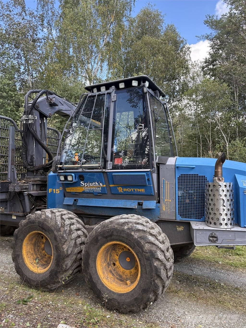 Rottne F15D 集运机