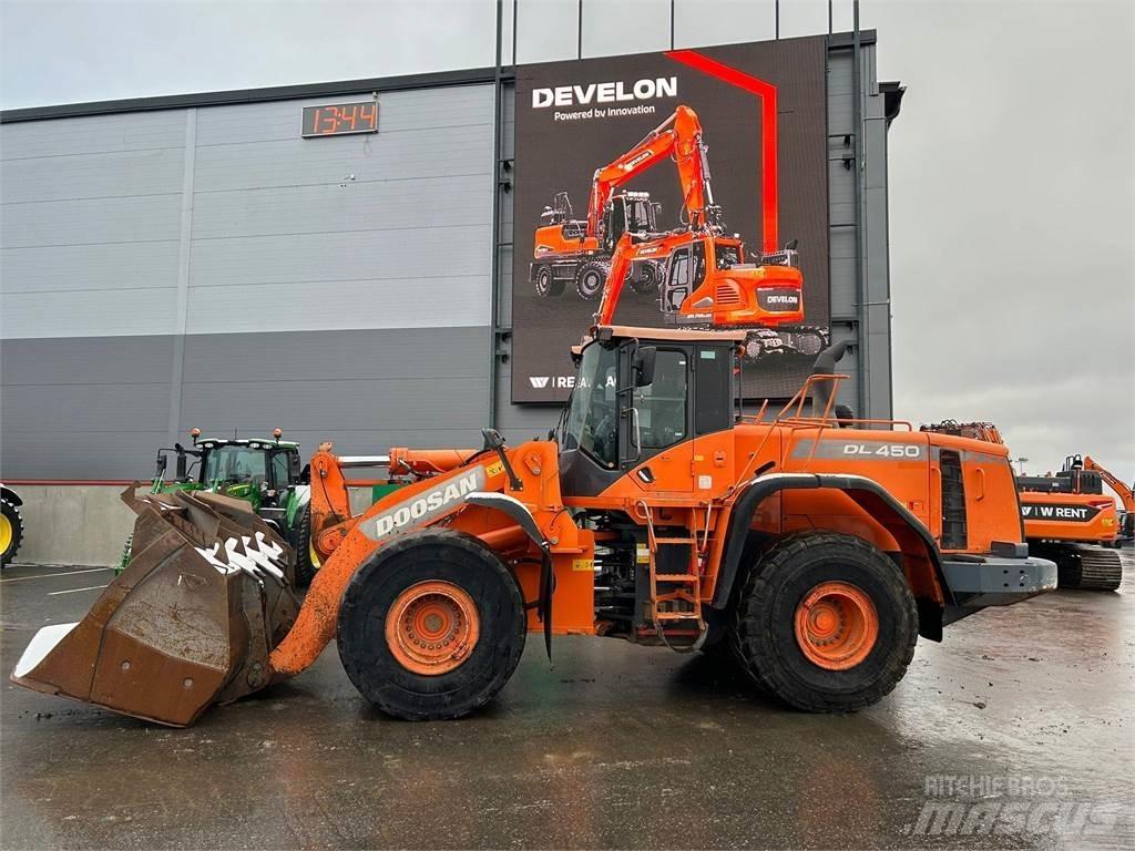 Doosan DL450-3 轮式装载机
