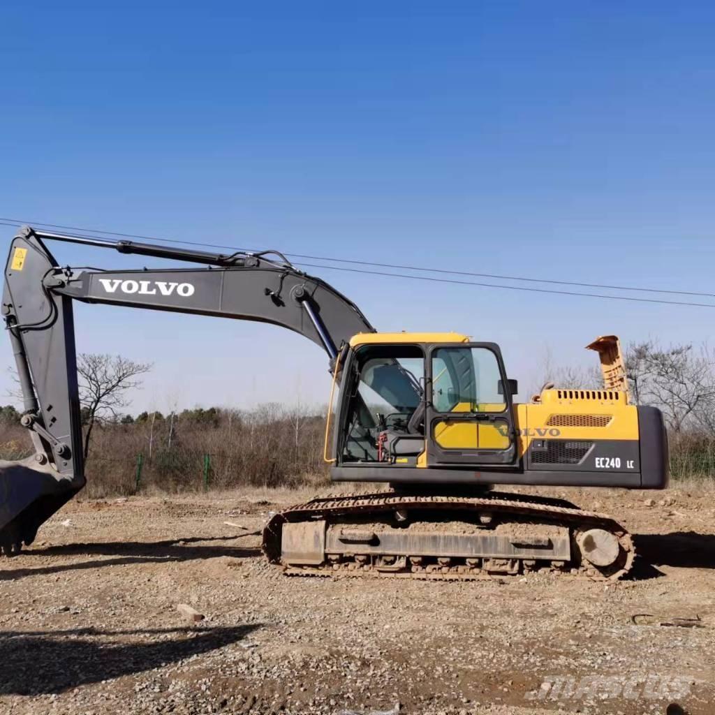 Volvo EC240 履带挖掘机