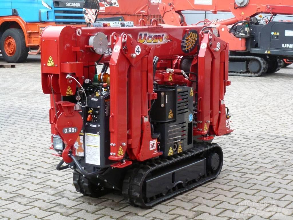 Unic URW-094 履带起重机
