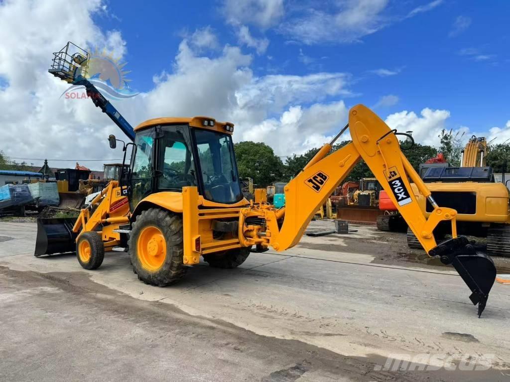 JCB 3 CX 反铲装载机
