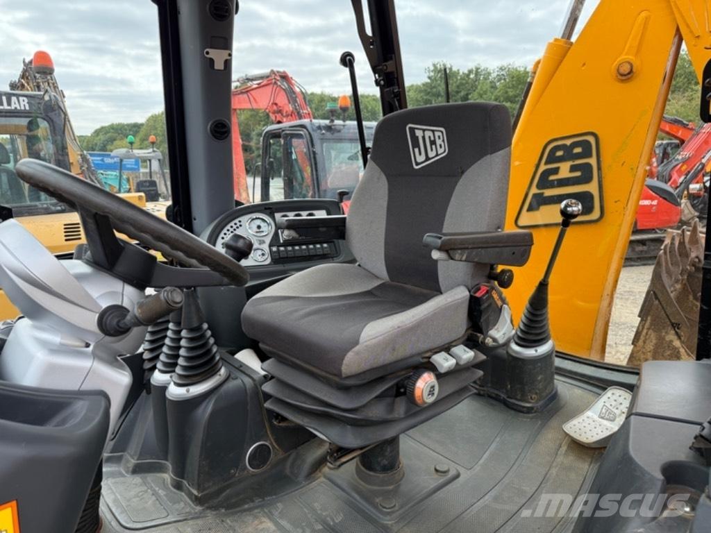 JCB 3 CX 反铲装载机