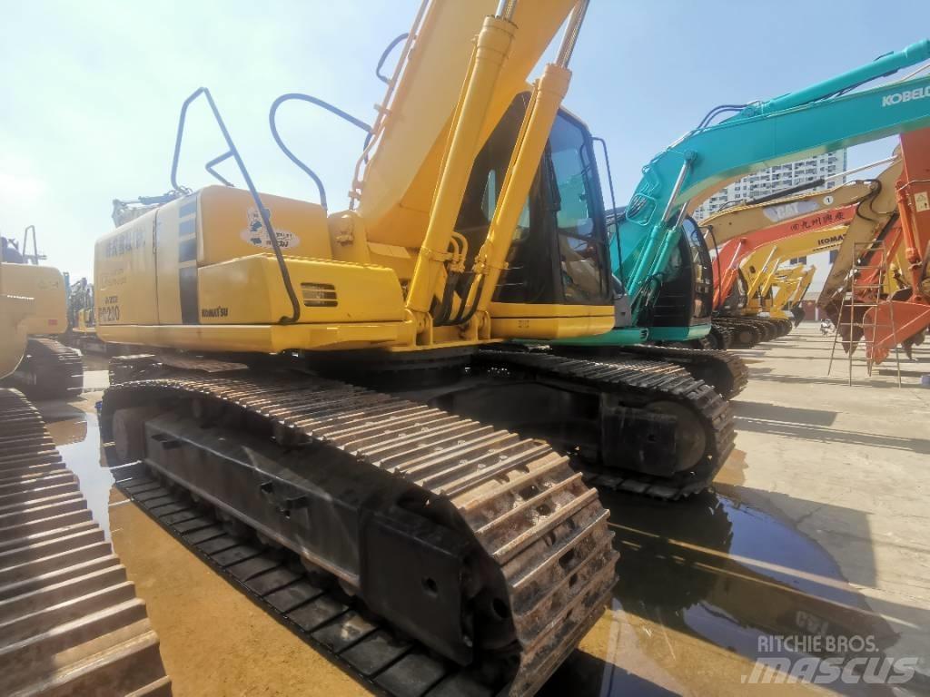 Komatsu PC 200-6 履带挖掘机